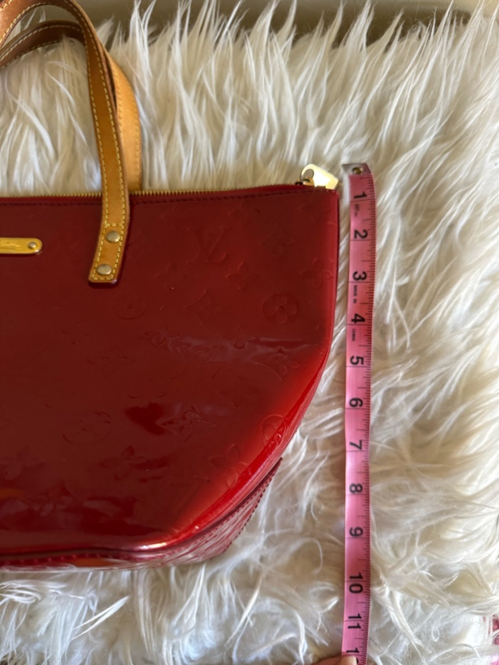 Louis Vuitton Red Vernis Bag - Picture 10 of 11